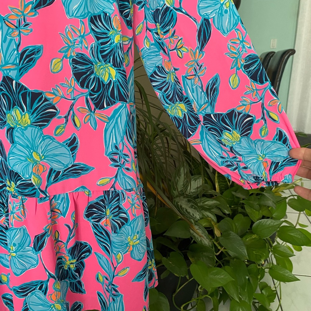 NWOT Lilly Pulitzer Medium Dress Floral Long Sleeve V-Neck - Picture 12 of 13